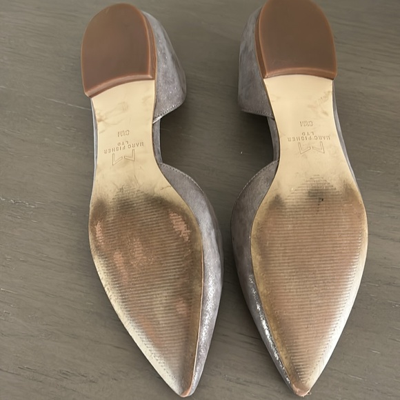 Marc Fisher Amra Pointy Toe Flats. Size 8.5. No box. Barely worn - Picture 3 of 5